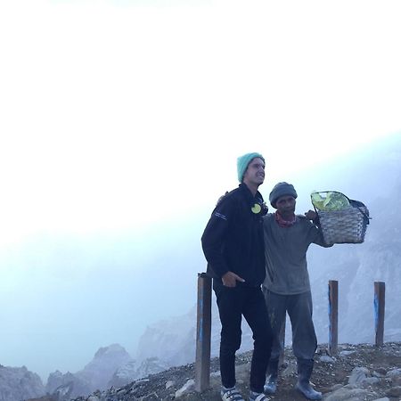 Backpacker Kawah Ijen Hostel บันยูวังงี ภายนอก รูปภาพ