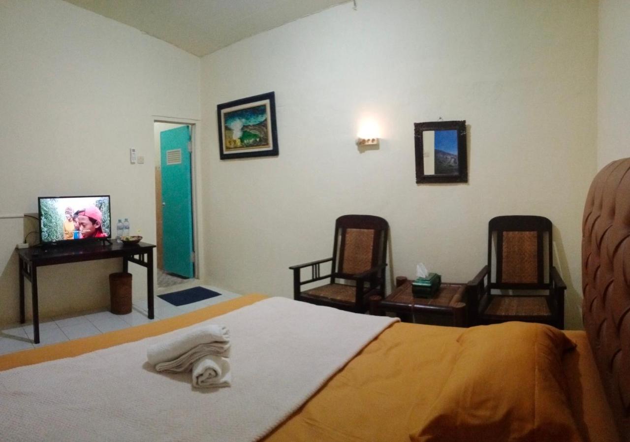 Backpacker Kawah Ijen Hostel บันยูวังงี ภายนอก รูปภาพ