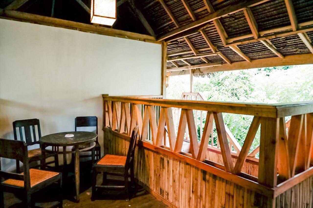 Backpacker Kawah Ijen Hostel บันยูวังงี ภายนอก รูปภาพ