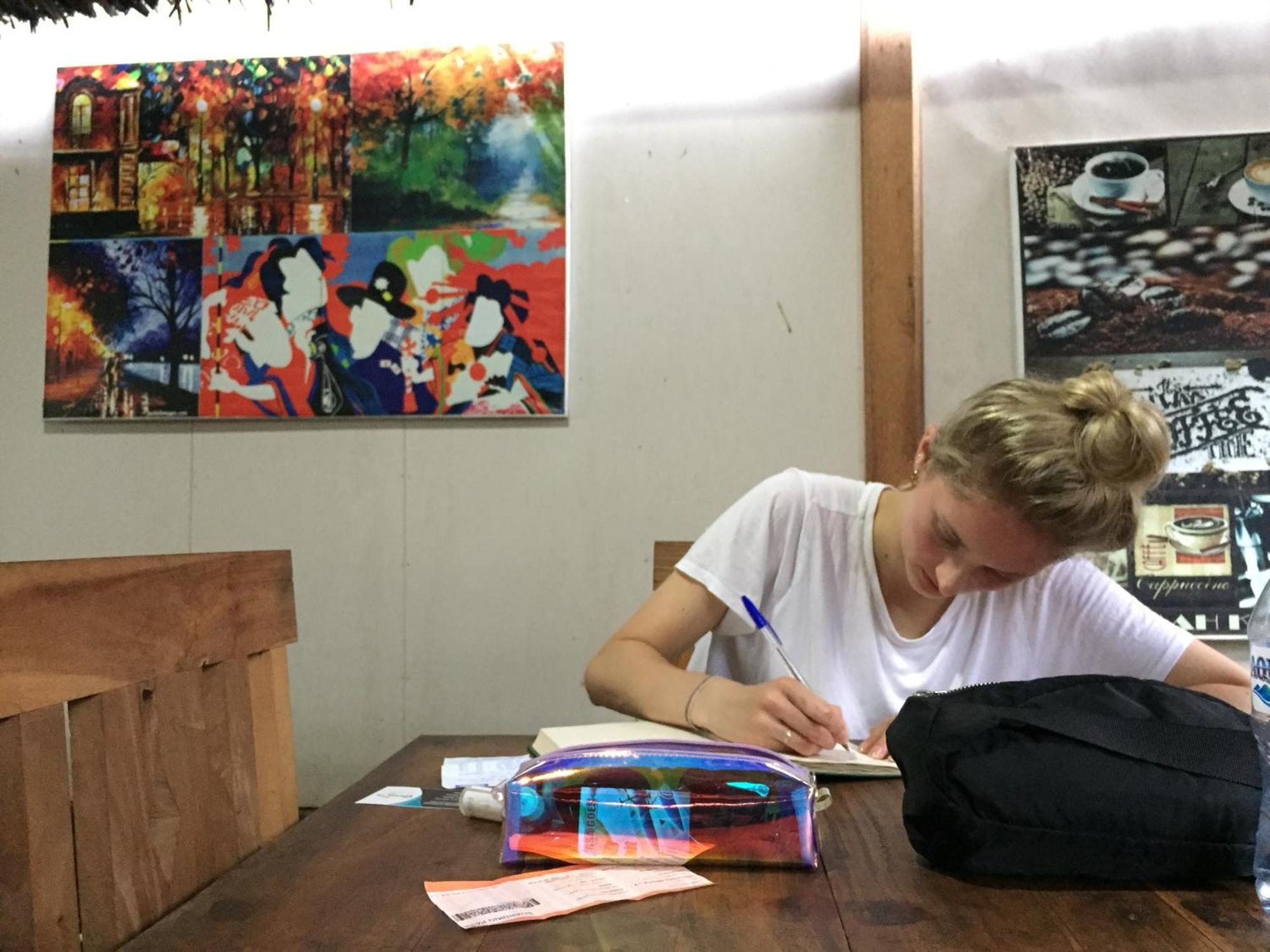 Backpacker Kawah Ijen Hostel บันยูวังงี ภายนอก รูปภาพ