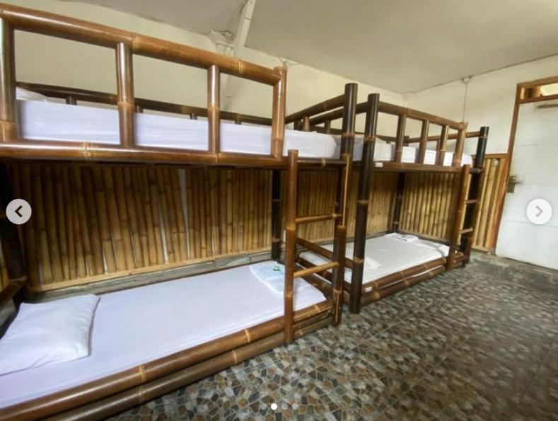 Backpacker Kawah Ijen Hostel บันยูวังงี ภายนอก รูปภาพ